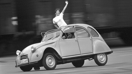 2CV