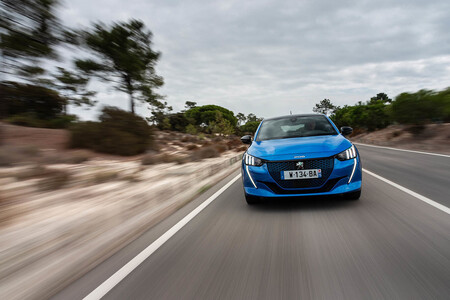 Peugeot E208